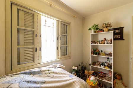 Casa à venda com 150m², 3 quartos e 2 vagas Casa à venda com 150m², 3 quartos e 2 vagasQuarto 2
