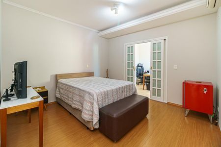 Casa à venda com 4 quartos, 270m² em Perdizes, São Paulo