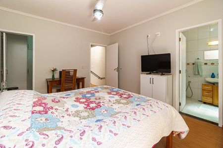 Casa à venda com 4 quartos, 270m² em Perdizes, São Paulo