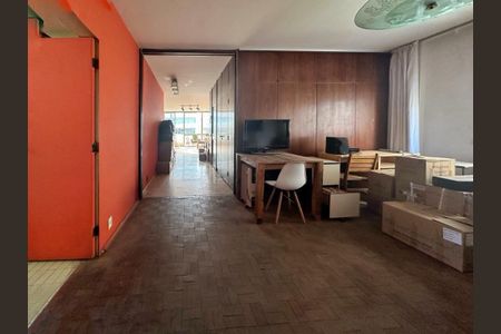 Apartamento à venda com 3 quartos, 272m² em Santa Cecilia, São Paulo