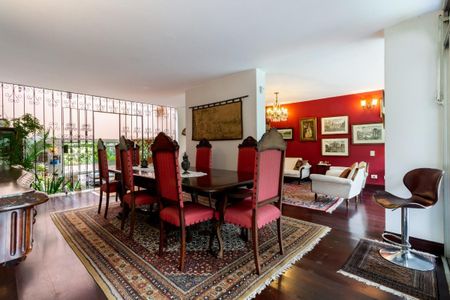 Casa à venda com 4 quartos, 624m² em Butantã, São Paulo