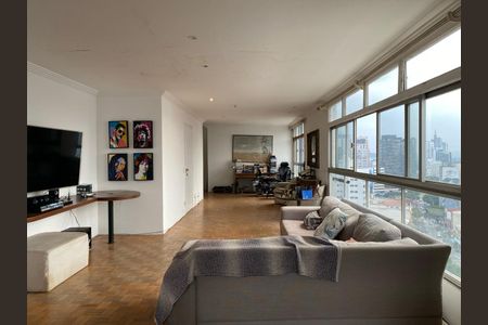 Apartamento à venda com 3 quartos, 220m² em Jardim Paulistano, São Paulo