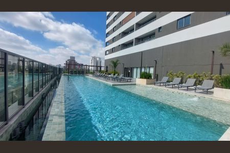 Studio para alugar com 26m², 1 quarto e sem vaga Studio para alugar com 26m², 1 quarto e sem vagaÁrea comum - Piscina