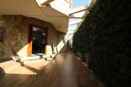 Casa para alugar com 358m², 7 quartos e 3 vagasGaragem