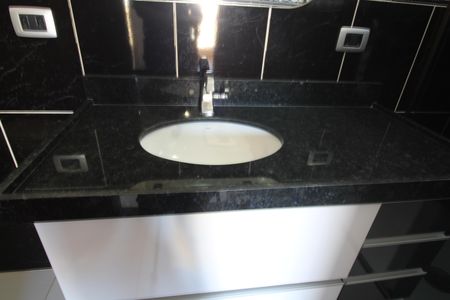 Casa para alugar com 358m², 7 quartos e 3 vagasBanheiro quarto 6