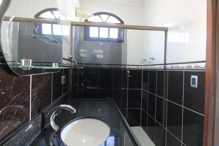 Casa para alugar com 358m², 7 quartos e 3 vagasBanheiro quarto 6