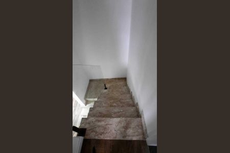 Casa para alugar com 4 quartos, 300m² em Xaxim, Curitiba