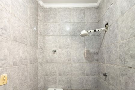 Casa de condomínio para alugar com 70m², 2 quartos e 1 vaga Casa de condomínio para alugar com 70m², 2 quartos e 1 vagaBanheiro da Suíte 2