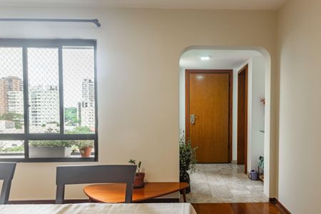 Apartamento à venda com 137m², 3 quartos e 2 vagas Apartamento à venda com 137m², 3 quartos e 2 vagasHall de entrada