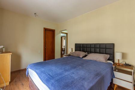 Apartamento à venda com 137m², 3 quartos e 2 vagas Apartamento à venda com 137m², 3 quartos e 2 vagasQuarto