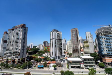 Studio à venda com 34m², 1 quarto e 1 vaga Studio à venda com 34m², 1 quarto e 1 vagaVaranda