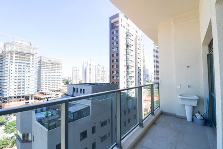 Studio à venda com 34m², 1 quarto e 1 vaga Studio à venda com 34m², 1 quarto e 1 vagaVaranda