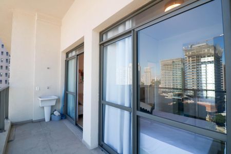 Studio à venda com 34m², 1 quarto e 1 vaga Studio à venda com 34m², 1 quarto e 1 vagaVaranda