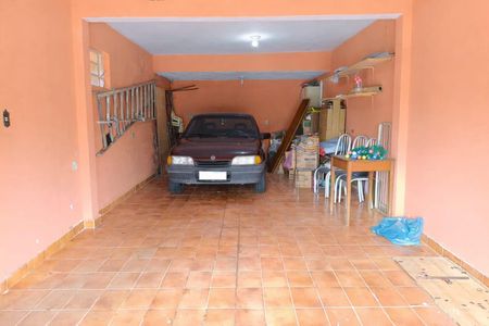 Casa à venda com 190m², 3 quartos e 2 vagas Casa à venda com 190m², 3 quartos e 2 vagasÁrea externa