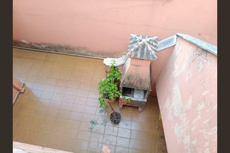 Casa à venda com 190m², 3 quartos e 2 vagas Casa à venda com 190m², 3 quartos e 2 vagasÁrea externa