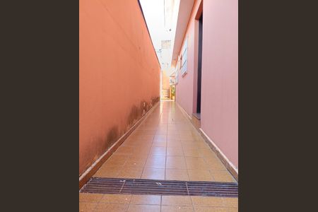 Casa à venda com 190m², 3 quartos e 2 vagas Casa à venda com 190m², 3 quartos e 2 vagasÁrea externa