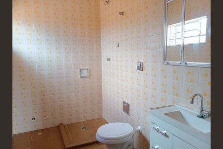 Casa à venda com 190m², 3 quartos e 2 vagas Casa à venda com 190m², 3 quartos e 2 vagasBanheiro