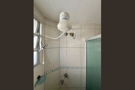 Banheiro de apartamento para alugar com 2 quartos, 53m² em Vila Industrial (campinas), Campinas