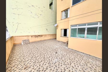 Apartamento à venda com 100m², 2 quartos e 1 vagaQuintal