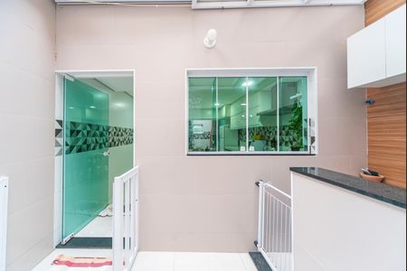 Casa à venda com 108m², 2 quartos e 1 vagaÁrea de Serviço