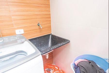 Casa à venda com 108m², 2 quartos e 1 vagaÁrea de Serviço