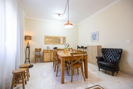 Casa à venda com 3 quartos, 635m² em Jardim Japao, São Paulo