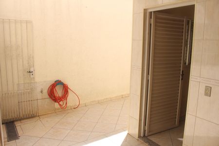 Casa à venda com 180m², 4 quartos e 3 vagasÁrea de Serviço