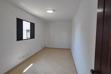 Casa à venda com 180m², 4 quartos e 3 vagas Casa à venda com 180m², 4 quartos e 3 vagasQuarto 3