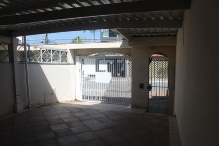 Casa à venda com 180m², 4 quartos e 3 vagasGaragem