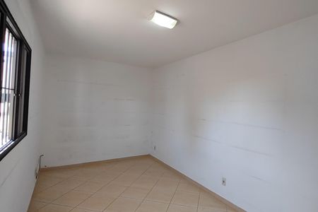 Casa à venda com 180m², 4 quartos e 3 vagas Casa à venda com 180m², 4 quartos e 3 vagasQuarto 3