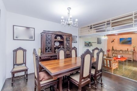 Casa à venda com 6 quartos, 239m² em Paraíso, São Paulo