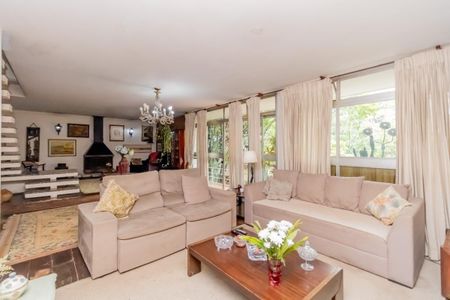 Casa à venda com 6 quartos, 239m² em Paraíso, São Paulo