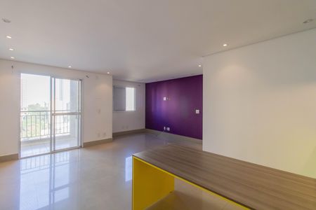 Sala de apartamento para alugar com 2 quartos, 78m² em Jardim Flor da Montanha, Guarulhos