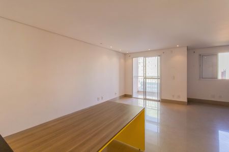 Sala de apartamento para alugar com 2 quartos, 78m² em Jardim Flor da Montanha, Guarulhos