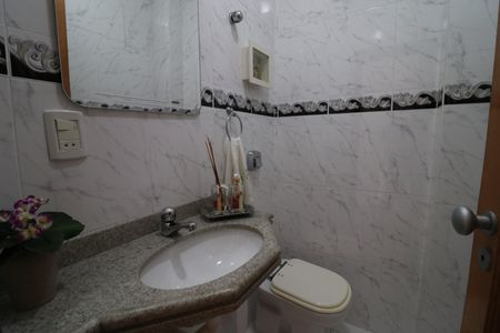 Apartamento à venda com 198m², 4 quartos e 3 vagasLavabo