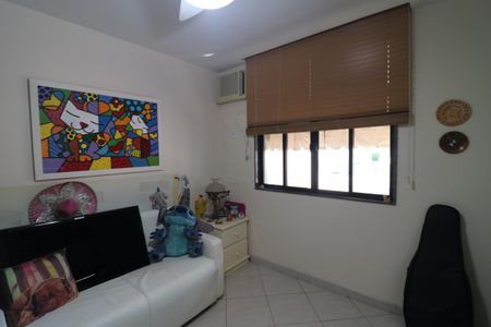 Apartamento à venda com 198m², 4 quartos e 3 vagasQuarto