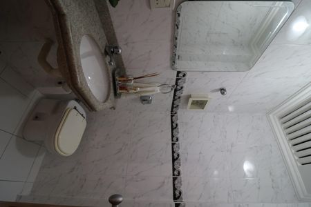 Apartamento à venda com 198m², 4 quartos e 3 vagasLavabo