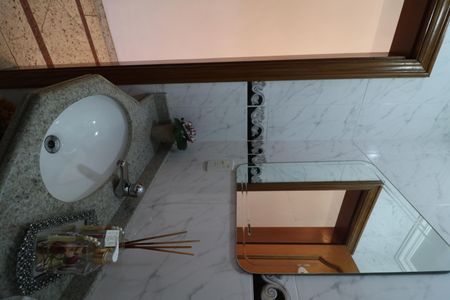 Apartamento à venda com 198m², 4 quartos e 3 vagasLavabo