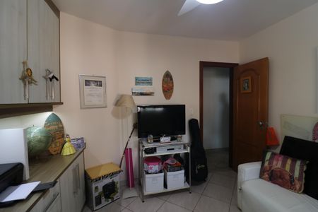 Apartamento à venda com 198m², 4 quartos e 3 vagasQuarto