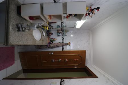 Apartamento à venda com 198m², 4 quartos e 3 vagasBanheiro da Suíte 2