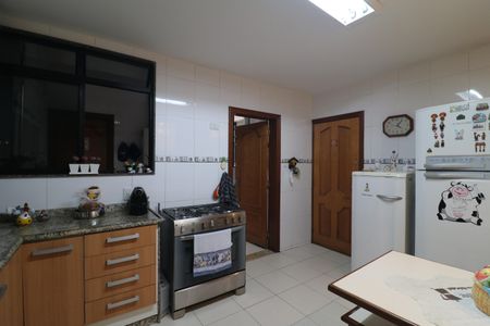 Apartamento à venda com 198m², 4 quartos e 3 vagasCozinha