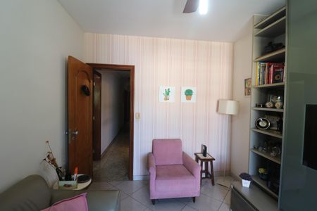 Apartamento à venda com 198m², 4 quartos e 3 vagasQuarto 2