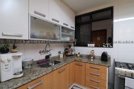 Apartamento à venda com 198m², 4 quartos e 3 vagasCozinha