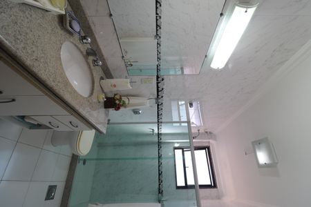 Apartamento à venda com 198m², 4 quartos e 3 vagasBanheiro Social