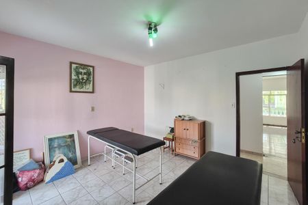 Casa à venda com 383m², 3 quartos e 4 vagasSuíte