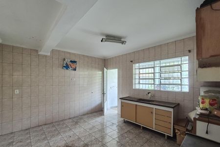 Casa à venda com 383m², 3 quartos e 4 vagasEdícula - cozinha