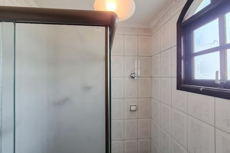 Casa à venda com 383m², 3 quartos e 4 vagasBanheiro da Suíte