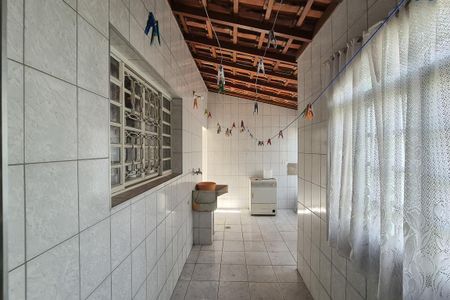 Casa à venda com 383m², 3 quartos e 4 vagasÁrea de Serviço