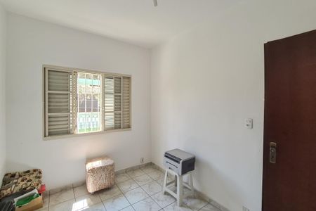 Casa à venda com 383m², 3 quartos e 4 vagasQuarto