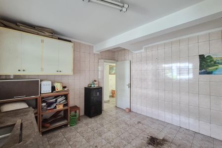 Casa à venda com 383m², 3 quartos e 4 vagasEdícula - cozinha